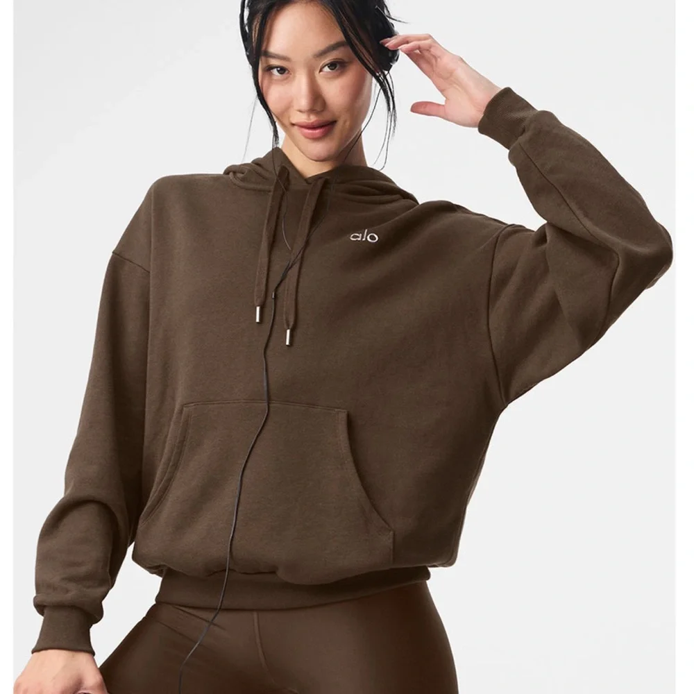 ALO Accolade Hoodie Espresso - Picture 2 of 5